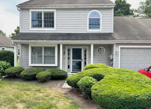 Property at 262 Crescent Dr, Hershey, PA, 17033, 3 beds, 1.5 baths, [object Object]
