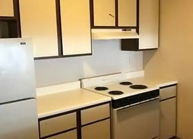 Property at 713 S Randolph St Unit 14, Champaign, IL, 61820, 2 beds, 1 bath, [object Object]