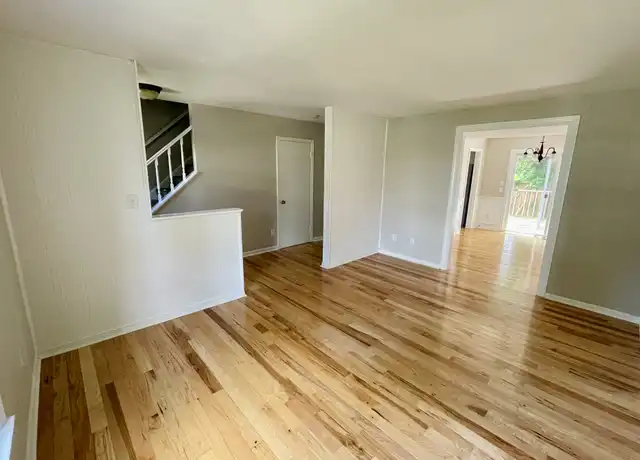 Property at 19953 Spur Hill Dr, Montgomery Village, MD, 20886, 3 beds, 3 baths, [object Object]