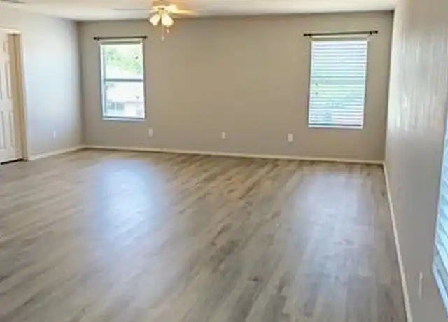 Property at 4901 Thorn Hollow Dr, Fort Worth, TX, 76244, 4 beds, 2.5 baths, [object Object]