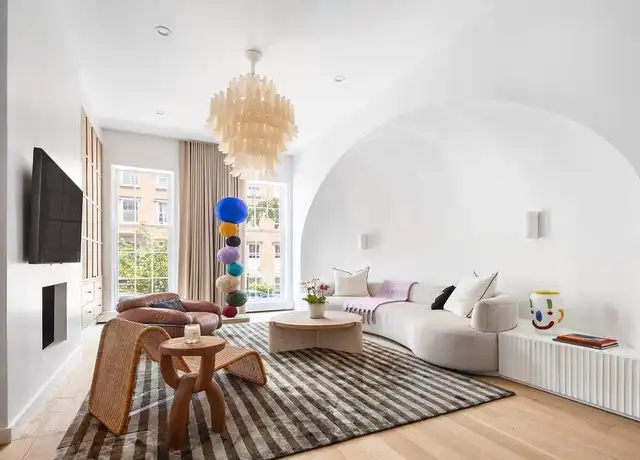 Property at 346 W 22nd St #2, New York, NY, 10011, 3 beds, 2.5 baths, [object Object]