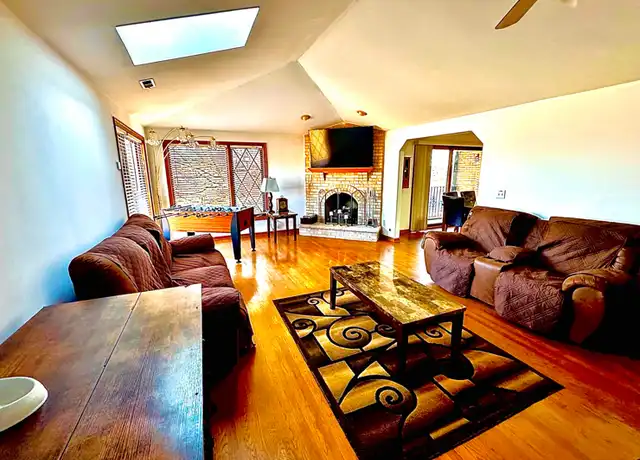 Property at 2530 N 74th Ave #3, Elmwood Park, IL, 60707, 3 beds, 2 baths, [object Object]