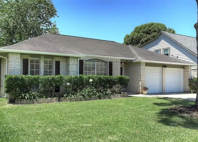 Property at 419 Heatherwood Ct, League City, TX, 77573, 3 beds, 2 baths, [object Object]