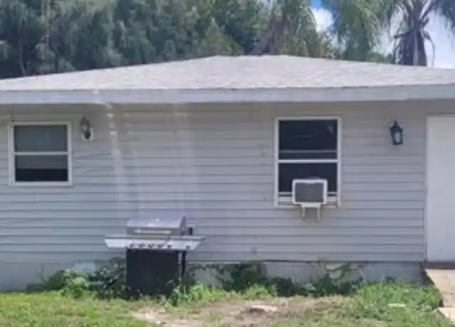Property at 410 Santa Barbara St, North Fort Myers, FL, 33903, 2 beds, 1 bath, [object Object]