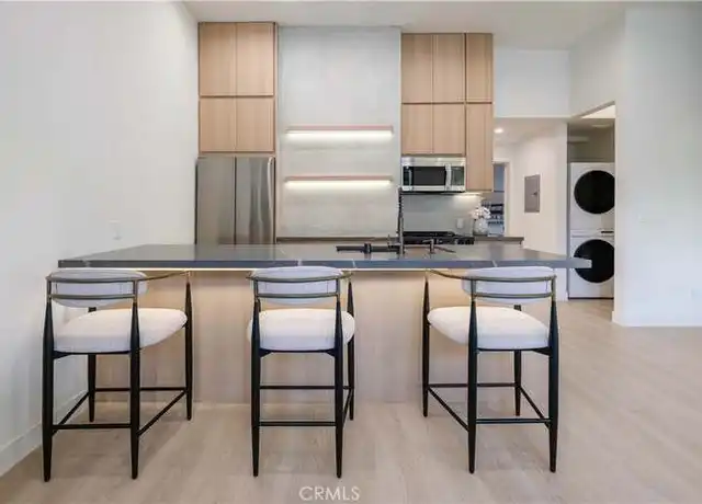 Property at 18852 Collins St, Tarzana, CA, 91356, 2 beds, 2 baths, [object Object]