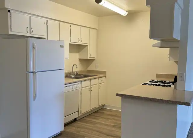 Property at 9777 N Thornydale Rd Unit ROAD4107, Tucson, AZ, 85742, 2 beds, 2 baths, [object Object]
