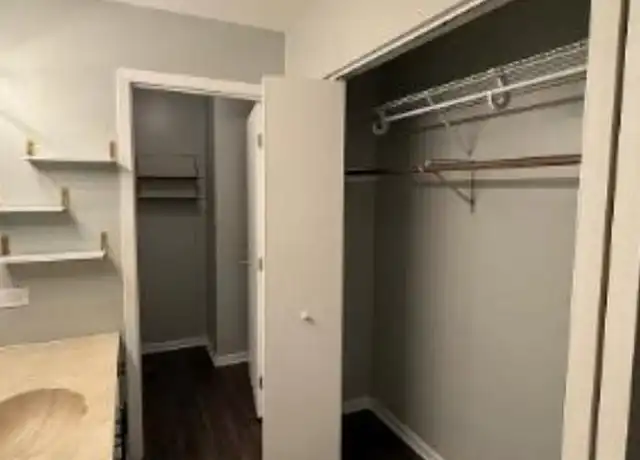Property at 320 Deer Glen Way, Bloomingdale, IL, 60108, 2 beds, 2 baths, [object Object]