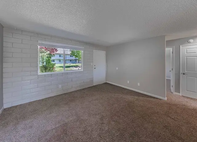 Photo of 1549 N Lompa Ln, Carson City, NV 89701