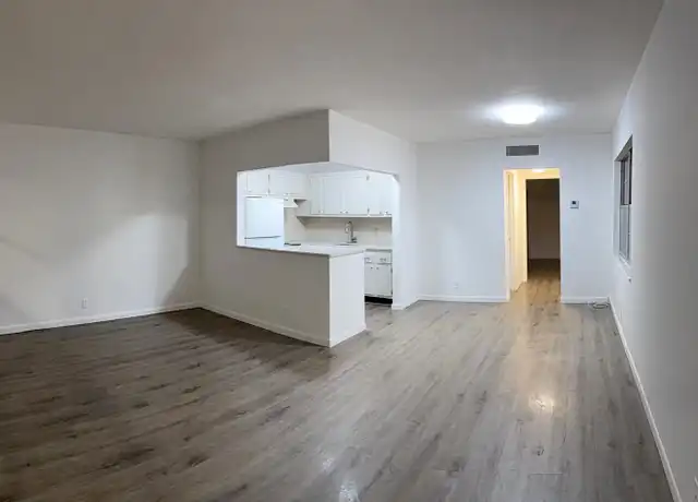 Property at 141 Norwich F, West Palm Beach, FL, 33417, 1 bed, 1.5 baths, [object Object]