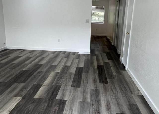 Photo of 19006 79th Avenue Ct E, Puyallup, WA 98375