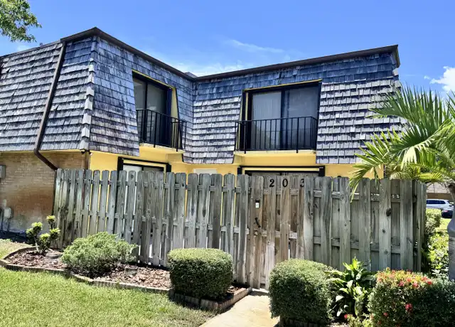 Property at 203 Lake Arbor Dr, Palm Springs, FL, 33461, 2 beds, 2 baths, [object Object]