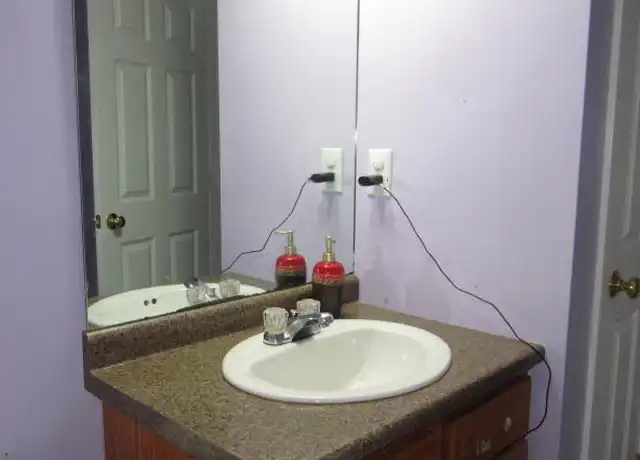 Property at 1835 Middlesex St Unit D, Lowell, MA, 01851, 2 beds, 1.5 baths, [object Object]