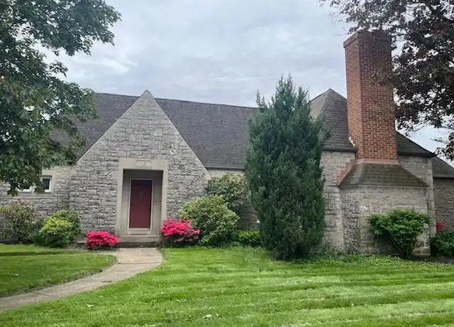 Property at 15 W Simpson St, Mechanicsburg, PA, 17055, 3 beds, 2.5 baths, [object Object]