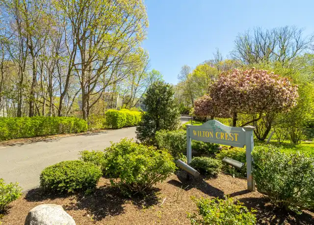 Property at 37 Wilton Crst, Wilton, CT, 06897, 2 beds, 2.5 baths, [object Object]