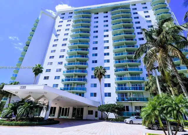 Property at 19380 Collins Ave #807, Sunny Isles Beach, FL, 33160, 1 bed, 1.5 baths, [object Object]