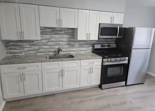 Property at 446 N Ardmore Ave Unit GD, Villa Park, IL, 60181, 1 bed, 1 bath, [object Object]