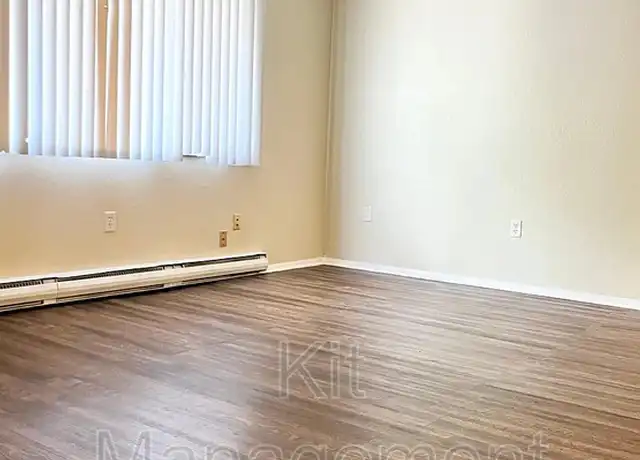 Property at 1919 W Alexis Rd, Toledo, OH, 43613, 1 bed, 1 bath, [object Object]