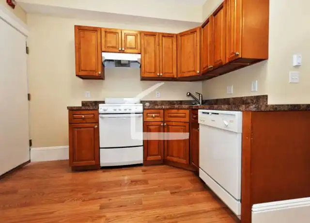 Property at 881 Huntington Ave, Boston, MA, 02115, 4 beds, 2 baths, [object Object]