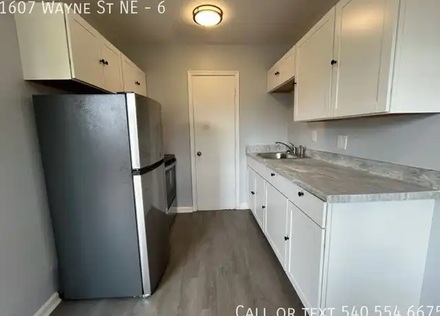 Property at 1607 Wayne St NE Unit 6, Roanoke, VA, 24012, 1 bed, 1 bath, [object Object]