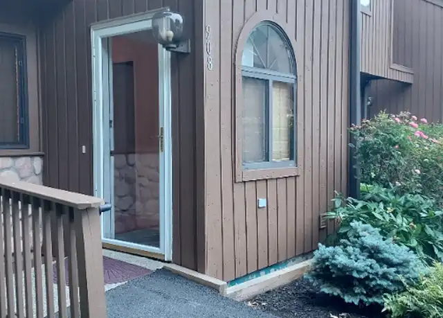 Property at 908 Scenic Ln, Poughkeepsie, NY, 12603, 2 beds, 2.5 baths, [object Object]