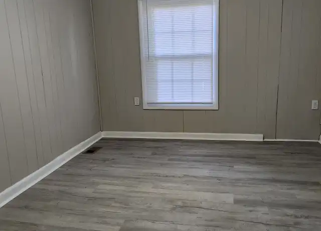 Property at 513 Buckle Bee Rd, Dallas, NC, 28034, 3 beds, 2 baths, [object Object]