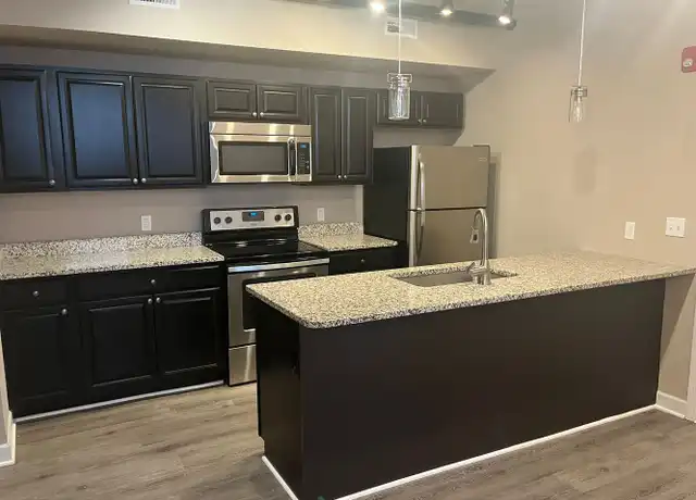 Property at 149 S Baltimore St Apt 102, Dillsburg, PA, 17019, 1 bed, 1 bath, [object Object]