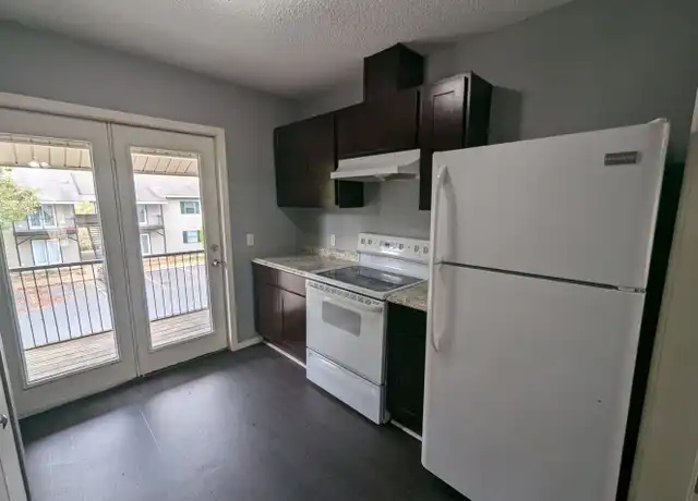 Property at 2501 Case St Unit 3, Batesville, AR, 72501, 2 beds, 1 bath, [object Object]
