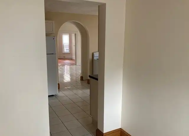 Property at 36 Windsor Rd Unit 2, Somerville, MA, 02144, 2 beds, 1 bath, [object Object]