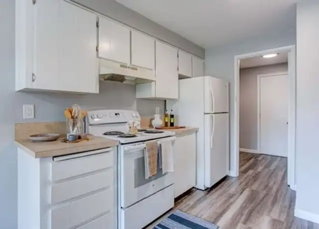 Property at 14302 SE Division St Unit 07, Portland, OR, 97236, 3 beds, 1 bath, [object Object]