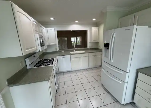 Property at 3056 Saint Thomas Ln, The Villages, FL, 32162, 3 beds, 2 baths, [object Object]