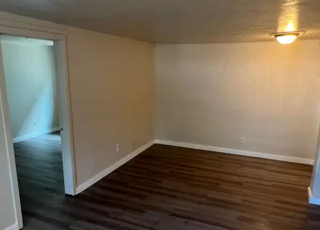 Property at 1505 Main St Unit 03, Springfield, OR, 97477, 2 beds, 1 bath, [object Object]