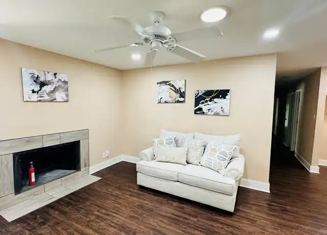 Property at 2701 Little Valley Cv Unit A, Austin, TX, 78741, 3 beds, 2 baths, [object Object]