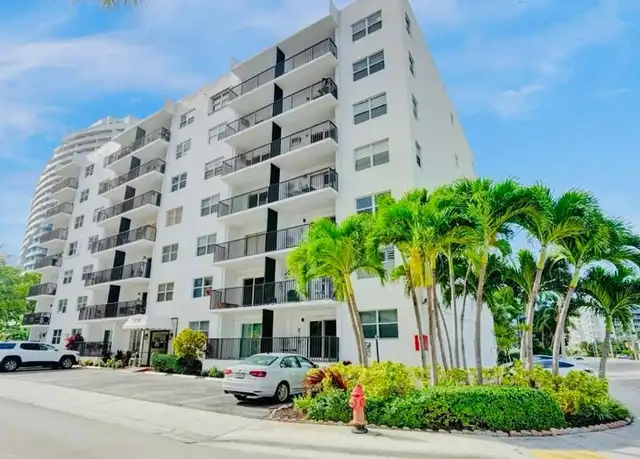 Property at 3000 Riomar St #402, Fort Lauderdale, FL, 33304, 1 bed, 1 bath, [object Object]