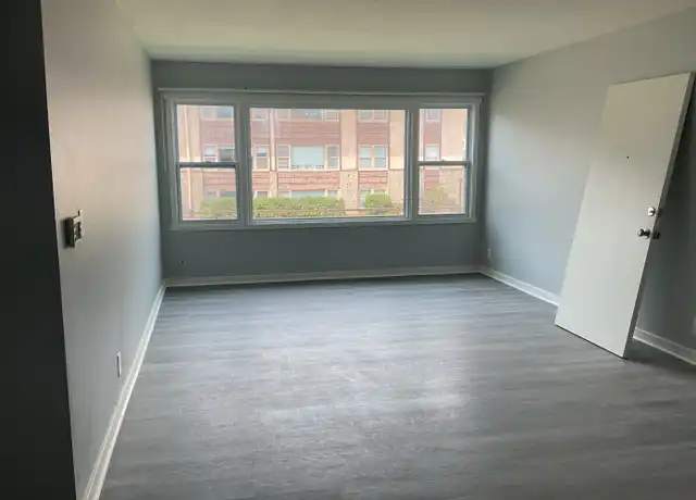 Property at 210 19th St NE Unit 12, Cedar Rapids, IA, 52402, 2 beds, 2 baths, [object Object]