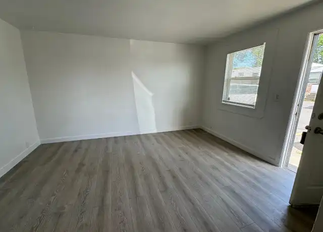 Property at 1029 S Division St Unit 7, Moses Lake, WA, 98837, 1 bed, 1 bath, [object Object]