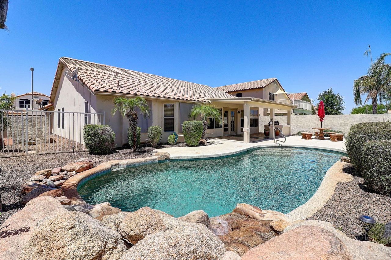 10895 S DREAMY DR, GOODYEAR, AZ 85338 | Redfin