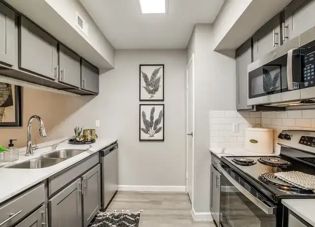 Property at The Sutton Apartments - 22022 Cimarron Pkwy, Katy, TX, 77450, 1 bed, 1 bath, [object Object]