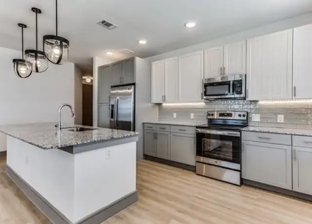 Property at 4325 S Congress Ave Unit S0-17, Austin, TX, 78745, 0 beds, 1 bath, [object Object]