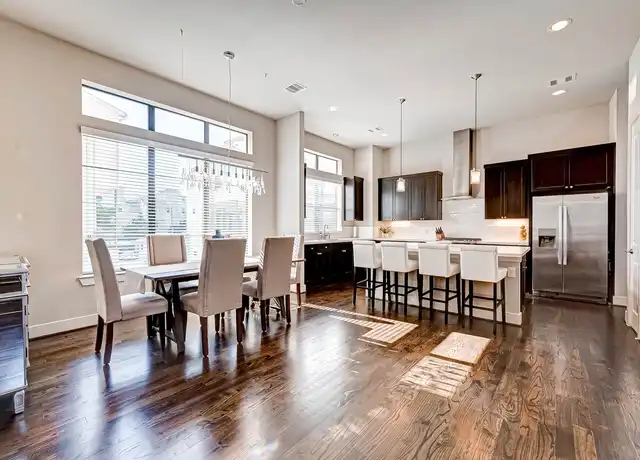 Property at 5642 Darling St, Houston, TX, 77007, 3 beds, 3.5 baths, [object Object]