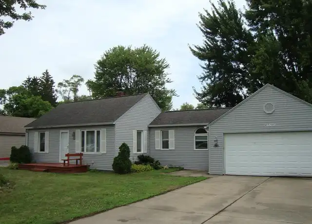 Property at 47780 Frederick Rd, Shelby Township, MI, 48317, 2 beds, 1 bath, [object Object]