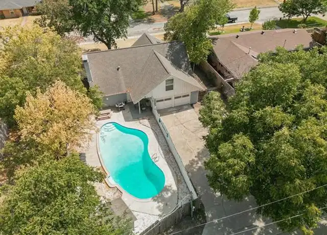 Property at 742 Austrian Rd, Grand Prairie, TX, 75050, 5 beds, 2.5 baths, [object Object]