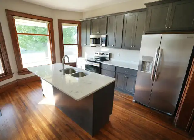 Property at 519 E 3rd St Unit 1, Waterloo, IA, 50703, 0 beds, 2 baths, [object Object]