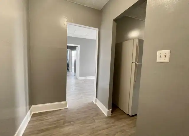 Property at 27 E 7th St Unit 3A, Chester, PA, 19013, 2 beds, 1 bath, [object Object]