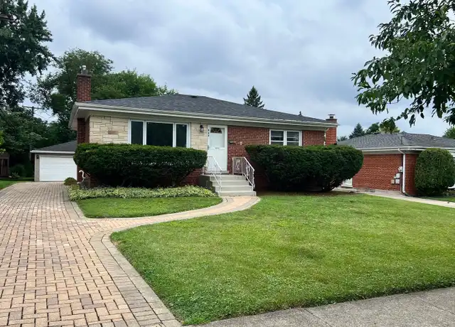 Property at 498 W 3rd St, Elmhurst, IL, 60126, 3 beds, 1 bath, [object Object]