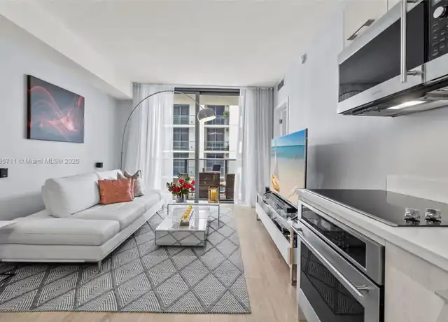 Property at 55 SW 9th St #2309, Miami, FL, 33130, 1 bed, 1.5 baths, [object Object]