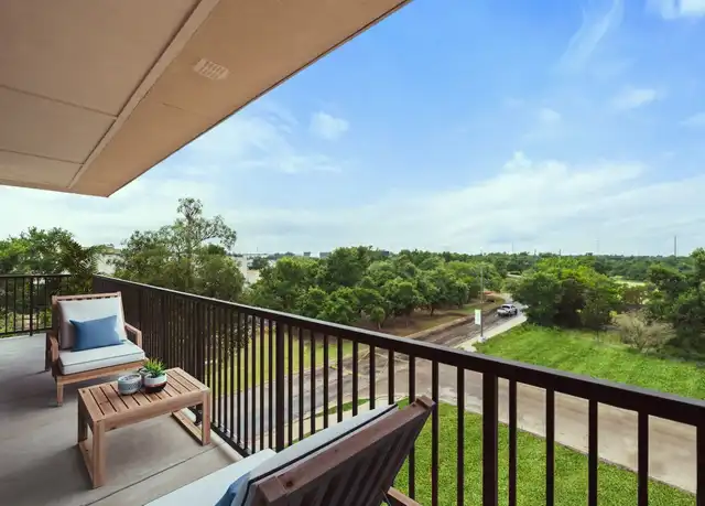 Property at 12488 Research Blvd Unit C7-77, Austin, TX, 78759, 3 beds, 2 baths, [object Object]