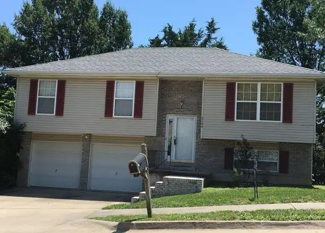 Property at 2104 Maricopa Dr, Columbia, MO, 65201, 3 beds, 3 baths, [object Object]