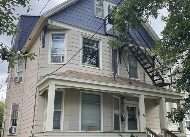Property at 1331 Williamson St Unit 2, Madison, WI, 53703, 2 beds, 1 bath, [object Object]