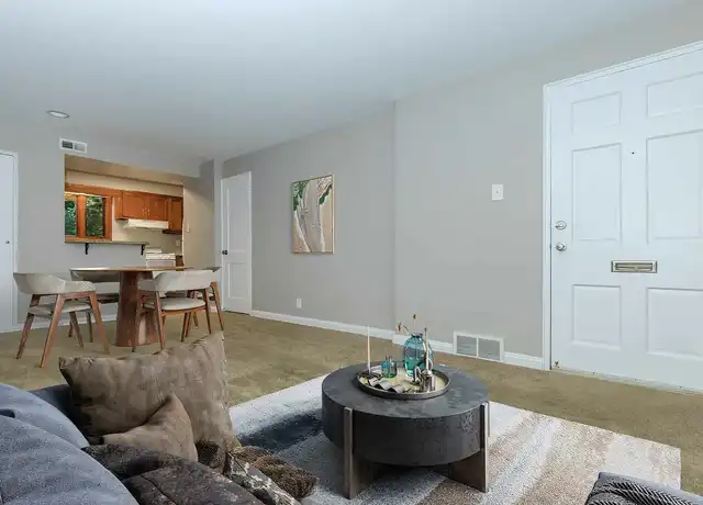 Property at Drexelbrook Apartments - 4804 Drexelbrook Dr, Drexel Hill, PA, 19026, 1-2 bed, 1 bath, [object Object]