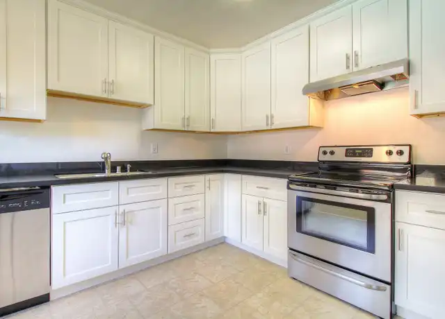 Property at Brush Creek Apartments - 6221 Montecito Blvd, Santa Rosa, CA, 95409, 2 beds, 1 bath, [object Object]